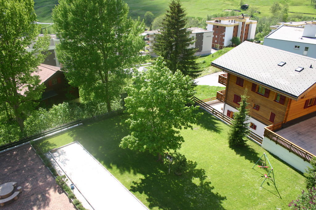Alfa Appartements Superior Leukerbad Pokoj fotografie